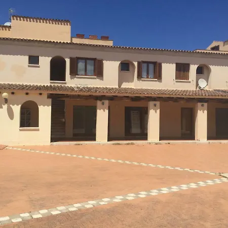 Carlotta Ferienhaus San Teodoro (Sardinia)